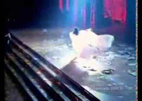 VÍDEO: Bailarina da Rede Globo mostra partes íntimas no Criança Esperança